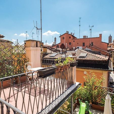 A Pochi Passi Dalla Finestrella Di Via Piella By Wonderful Italy Appartement Bologna Buitenkant foto