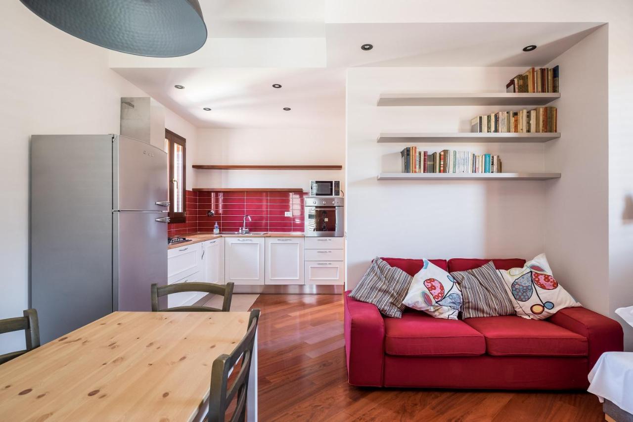 A Pochi Passi Dalla Finestrella Di Via Piella By Wonderful Italy Appartement Bologna Buitenkant foto